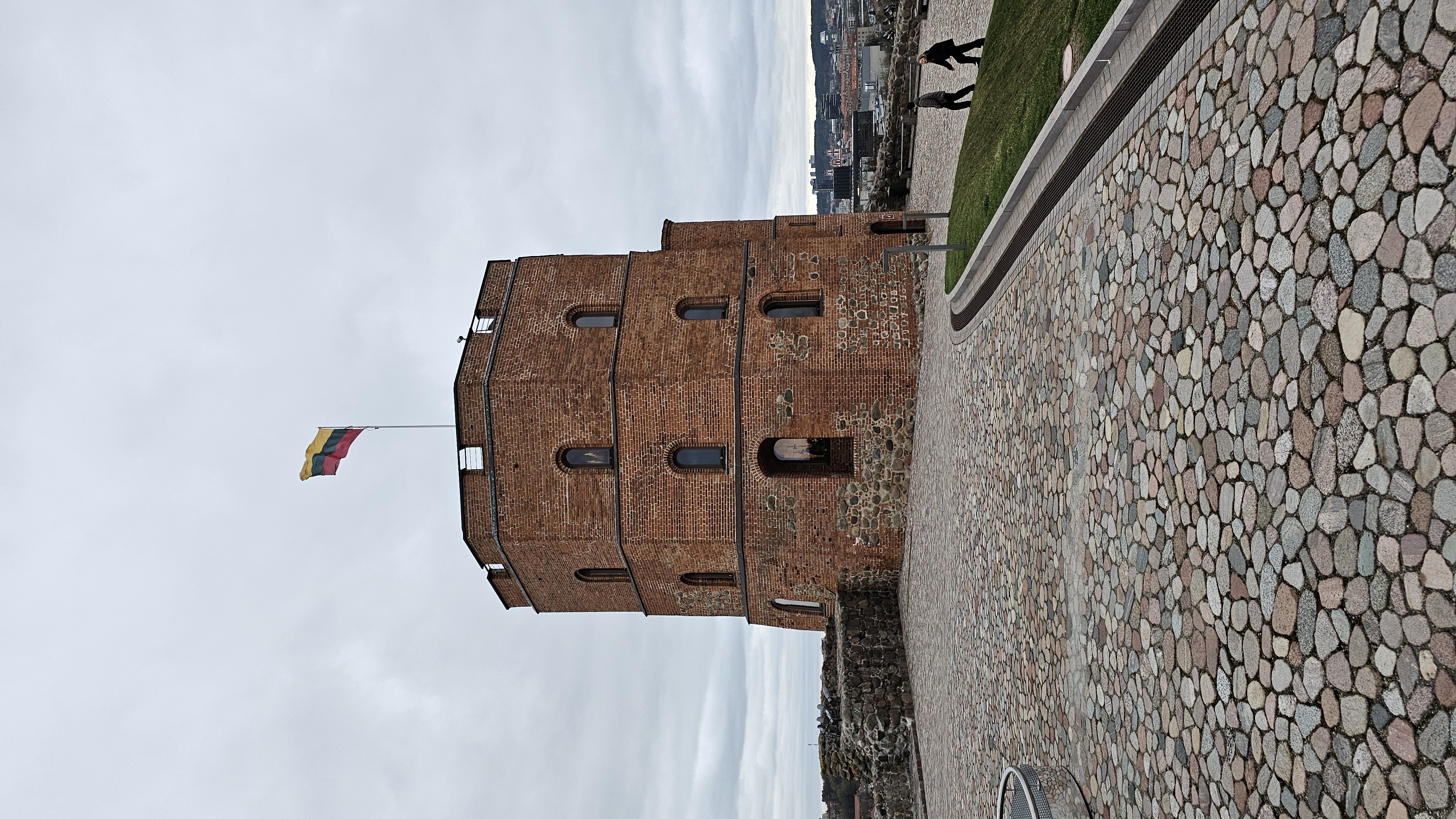 20240402_191215.jpg